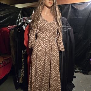 Time and Tru Brown Geometric Long Sleeve Dress